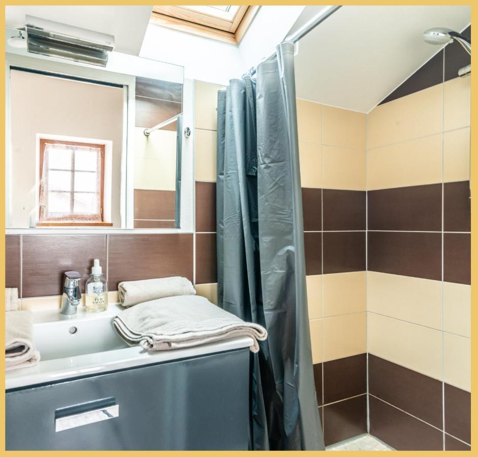 Maison En Duplex I Yvoire I Lac Leman I Medievale Luaran gambar